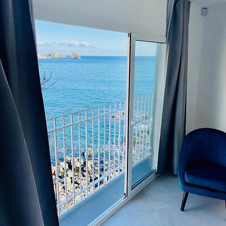 La Finestra Sul Mare Villa Aci Castello Exteriör bild